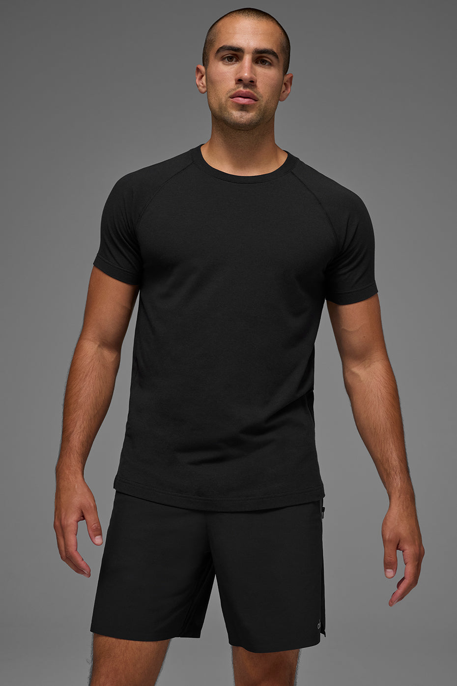 ALO Vapor Crewneck Short Sleeve Black - Image 4