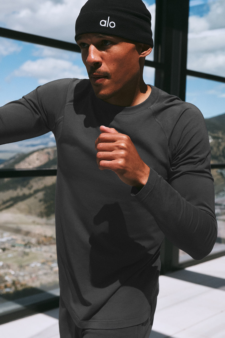 ALO Vapor Crewneck Long Sleeve   Anthracite