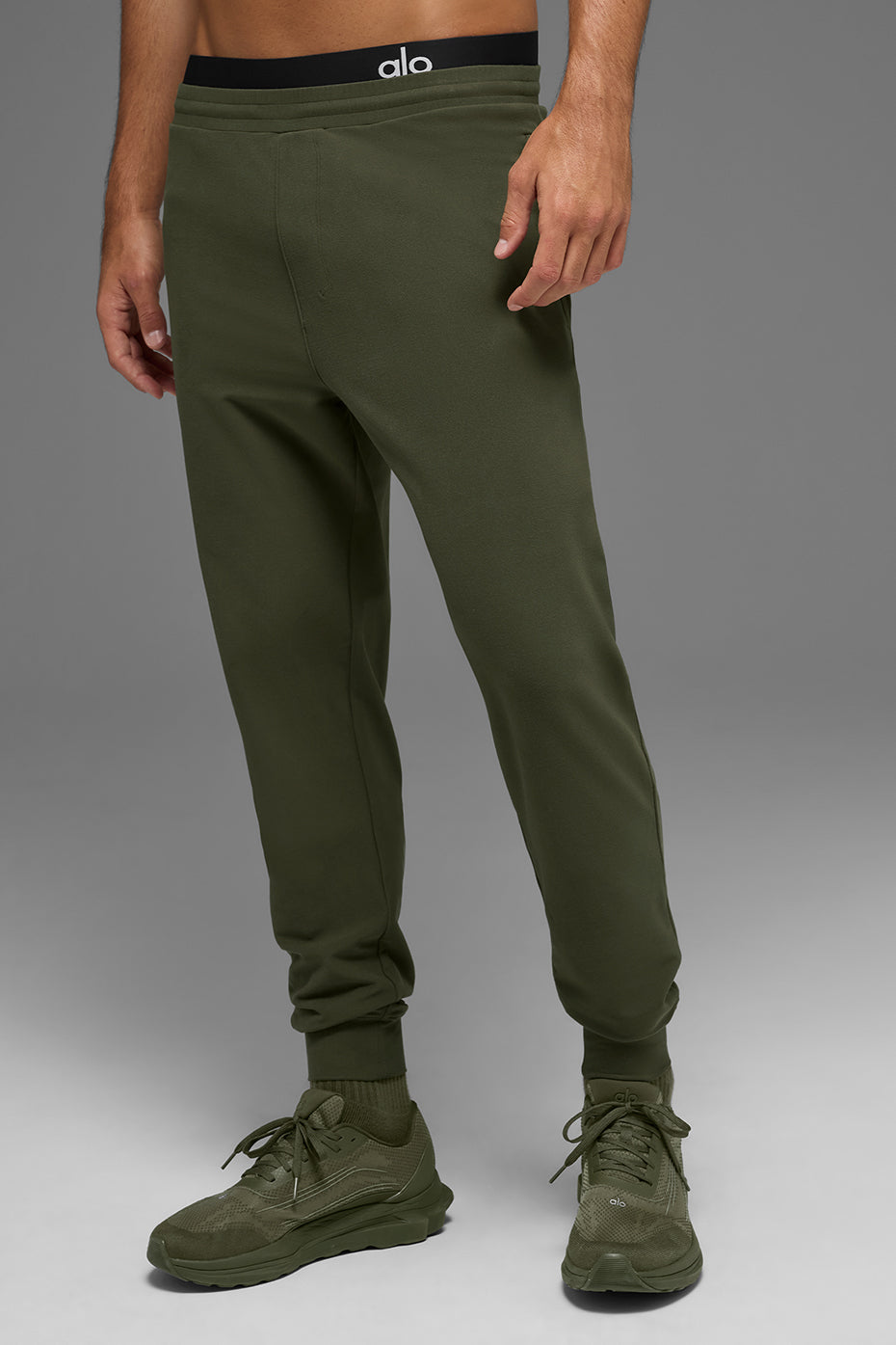 Conquer Max Performance Jogger   Green Olive