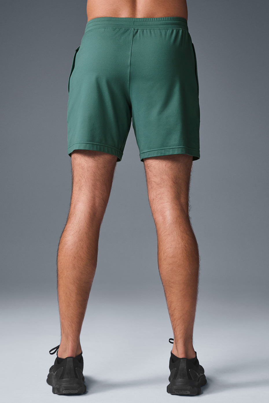 Alternative view of 7" Conquer React Performance Short   Winter Ivy
