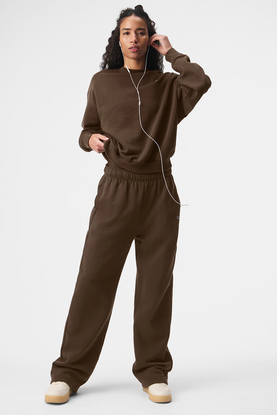 Accolade Crew Neck Pullover Espresso - Image 5