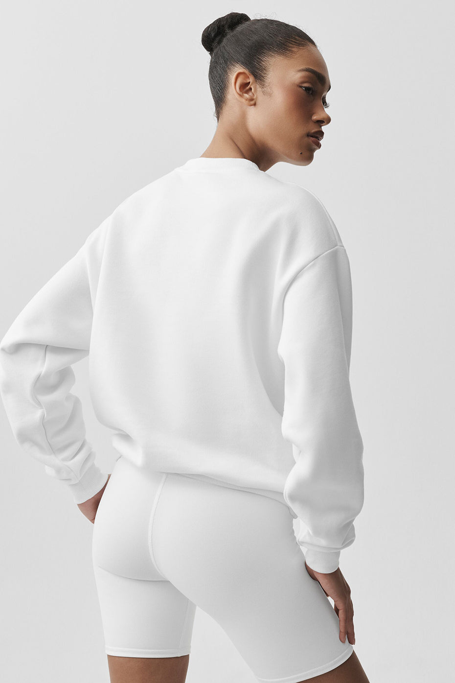 Accolade Crew Neck Pullover White - Image 2