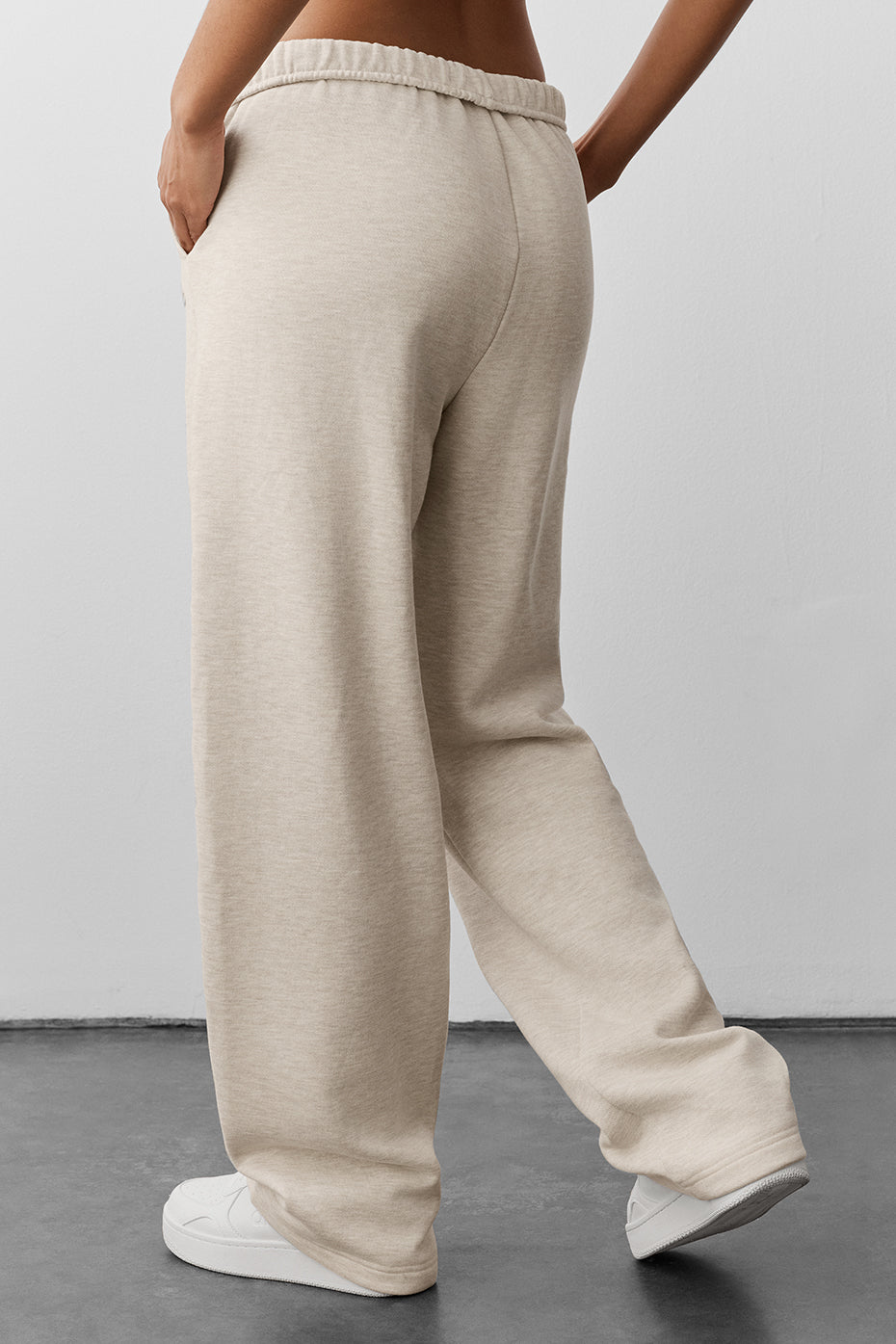 Accolade Straight Leg Sweatpant Oatmeal Heather - Image 2