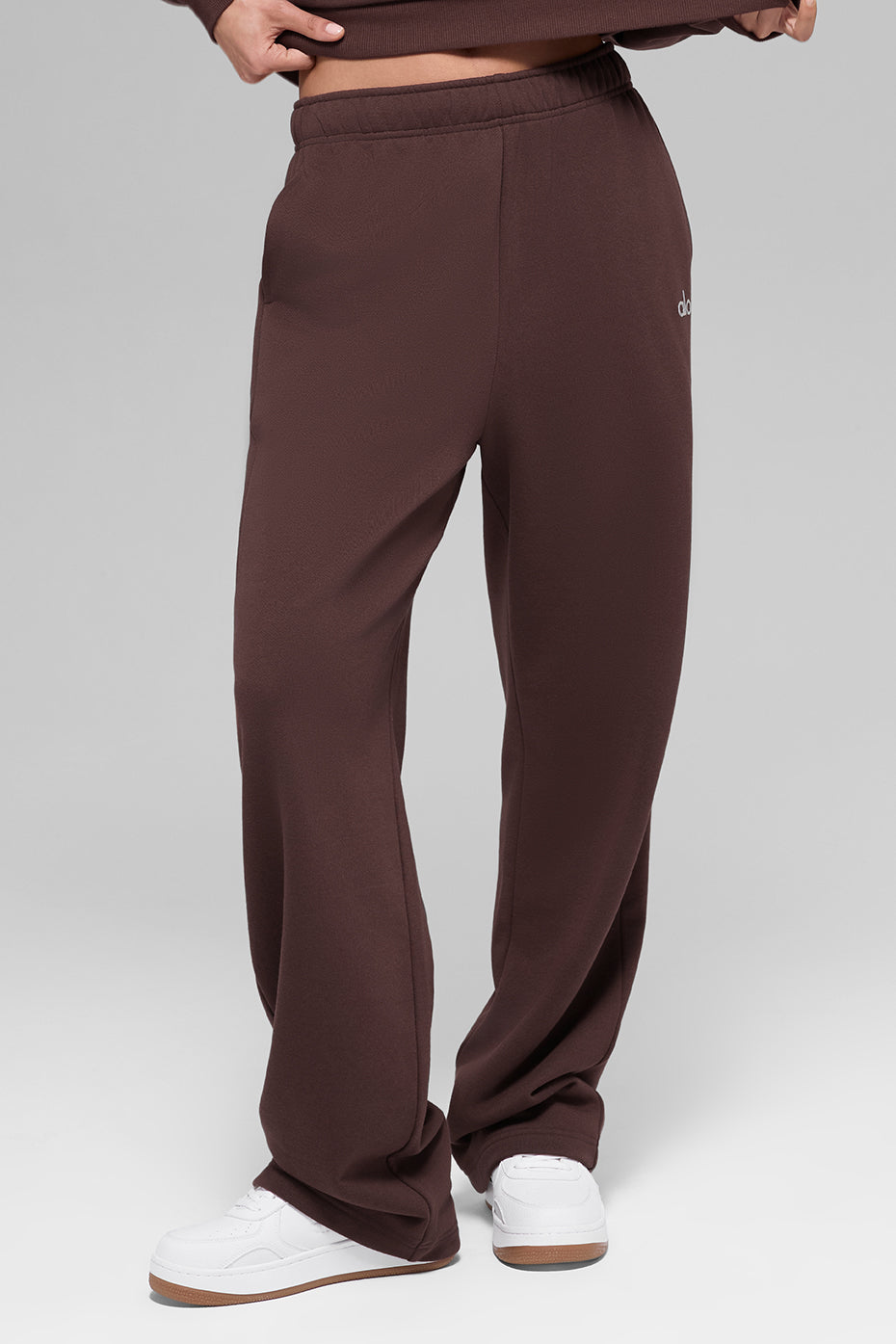 Accolade Straight Leg Sweatpant   Brownstone