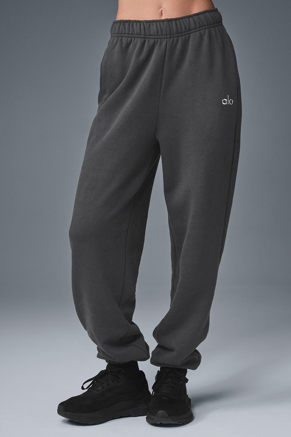 Accolade Sweatpant   Anthracite