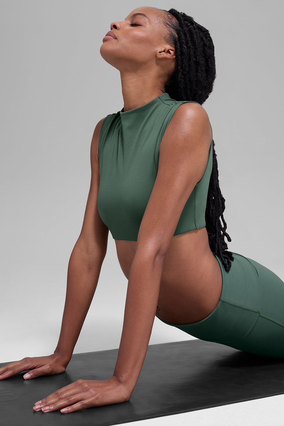 ALO Softsculpt Capped Out Short Sleeve Clover Green - Image 4