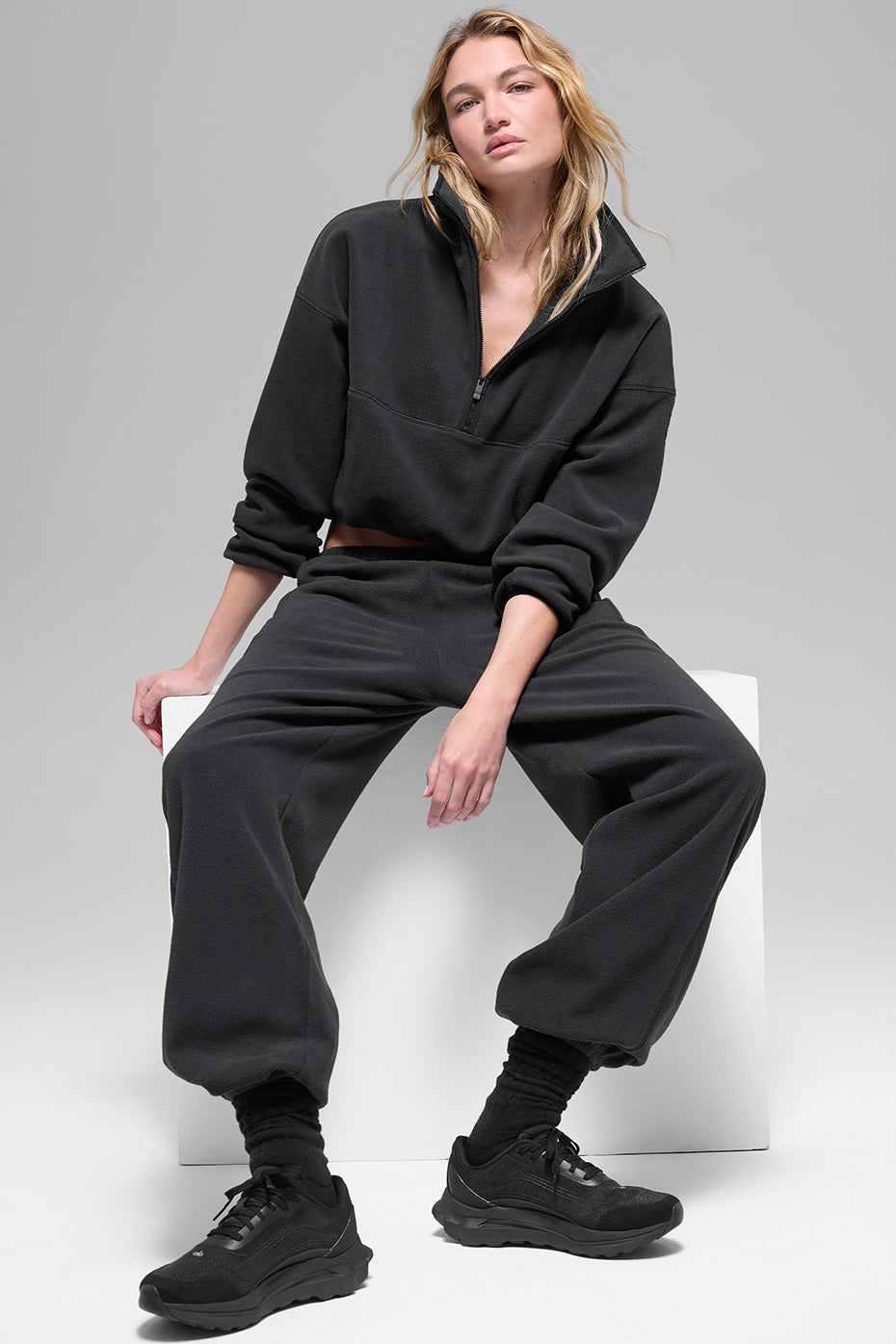 Polar Fleece Retreat Cover Up Black - Image 4