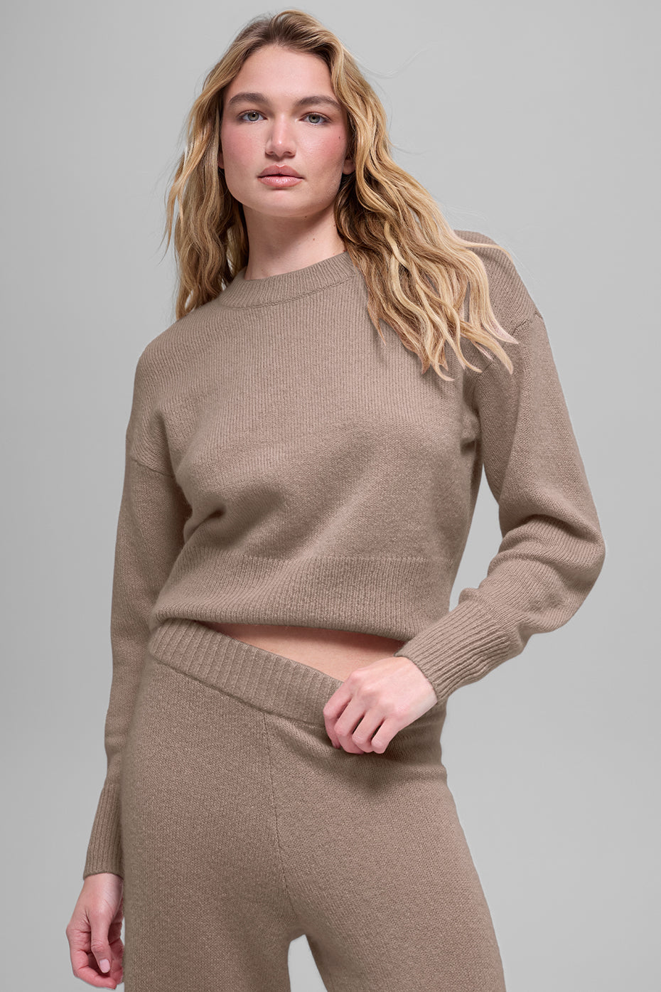 Wool Cashmere Cropped New Class Crewneck Sweater Chai Latte