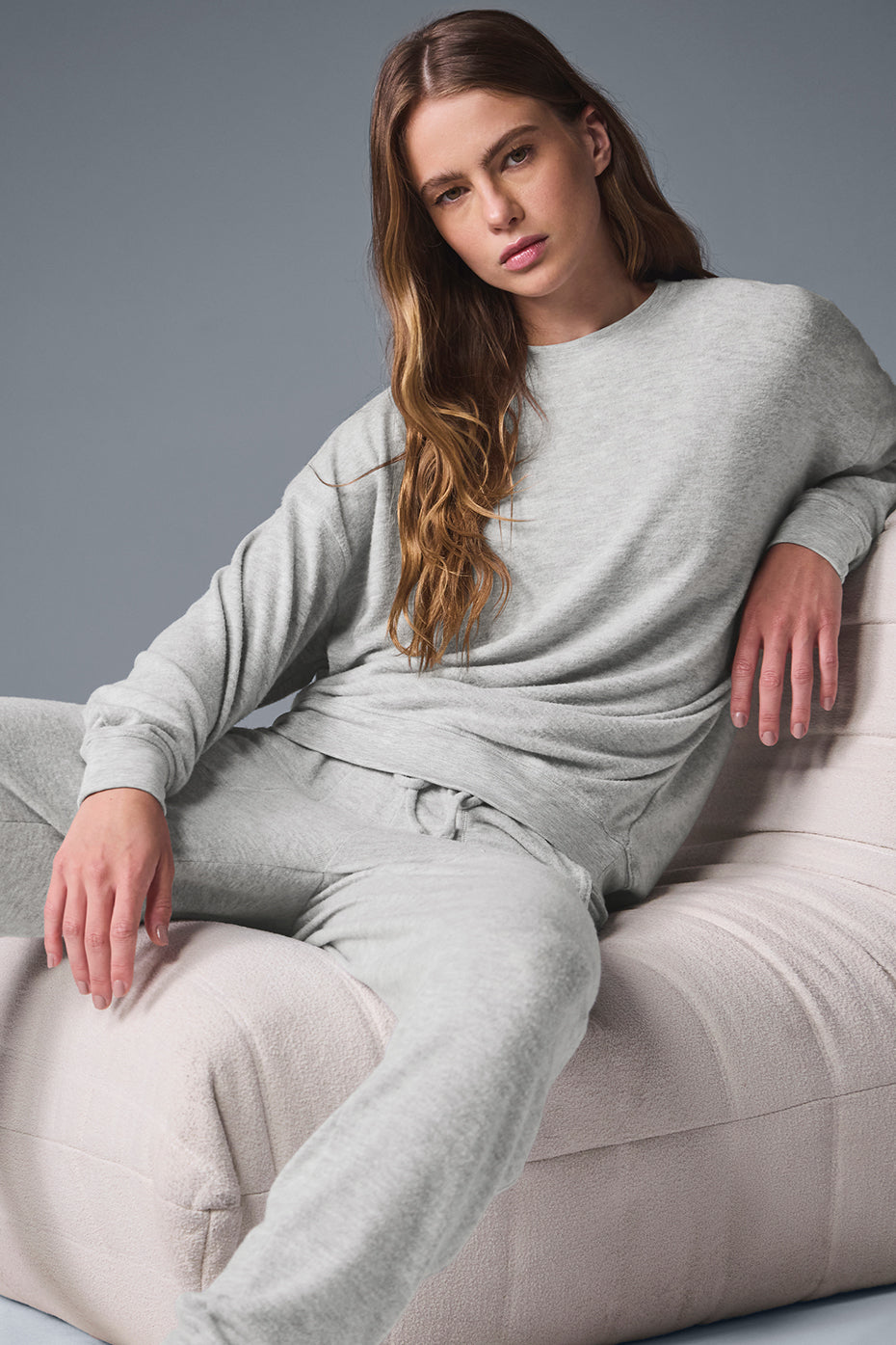 Soho Pullover Athletic Heather Grey - Image 4