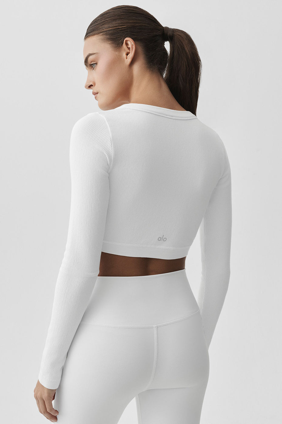 Seamless Ribbed Cropped Serene Long Sleeve White - Image 2