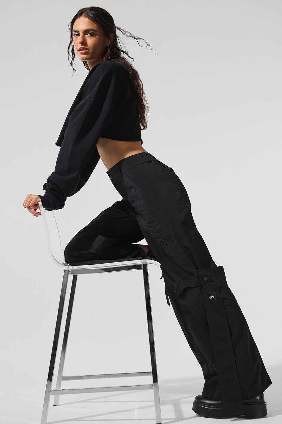 Extreme Cropped Pullover Black - Image 4