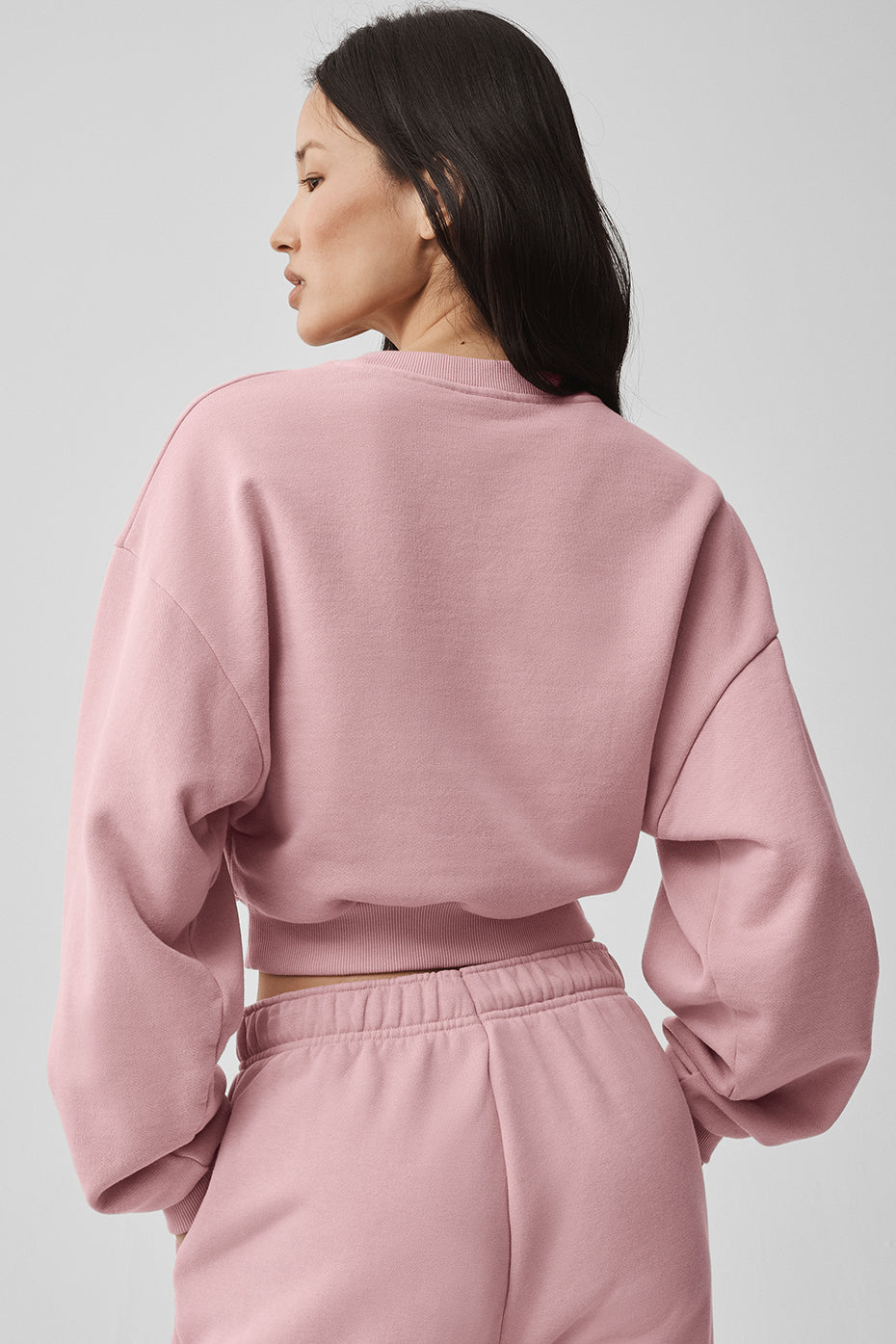 Cropped Accolade Crewneck Vintage Pink - Image 2