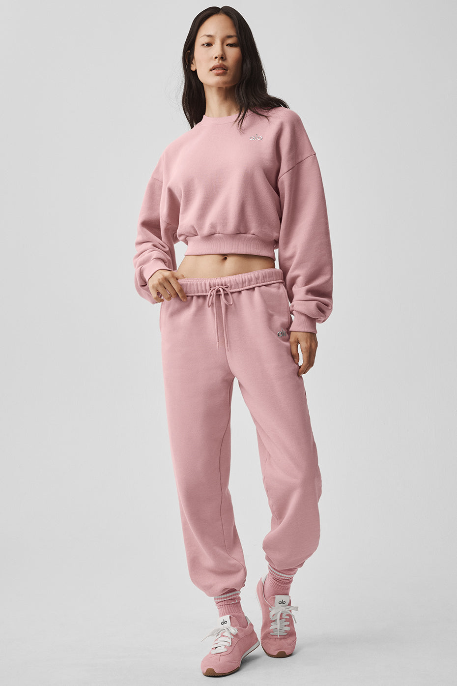 Cropped Accolade Crewneck Vintage Pink - Image 6