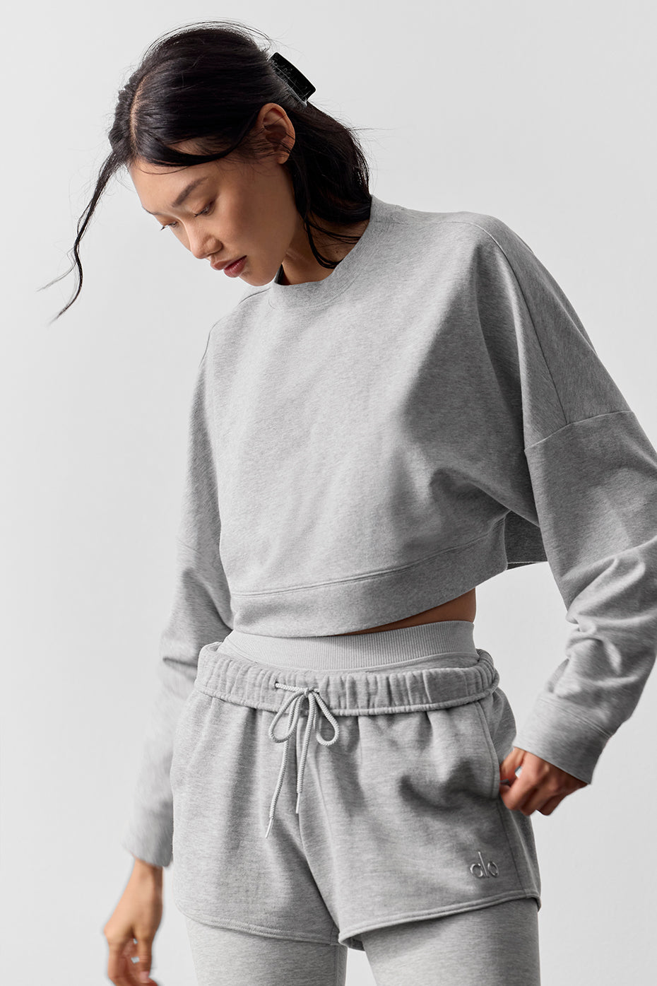 Cropped Sway Crew Neck Pullover   Athletic Heather Grey