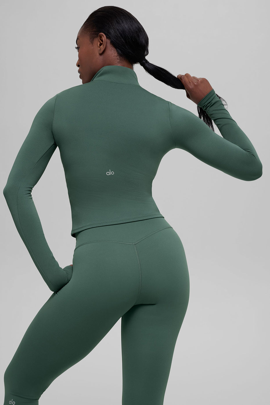 Alternative view of ALO Softsculpt Precision 1/4 Zip Long Sleeve   Clover Green