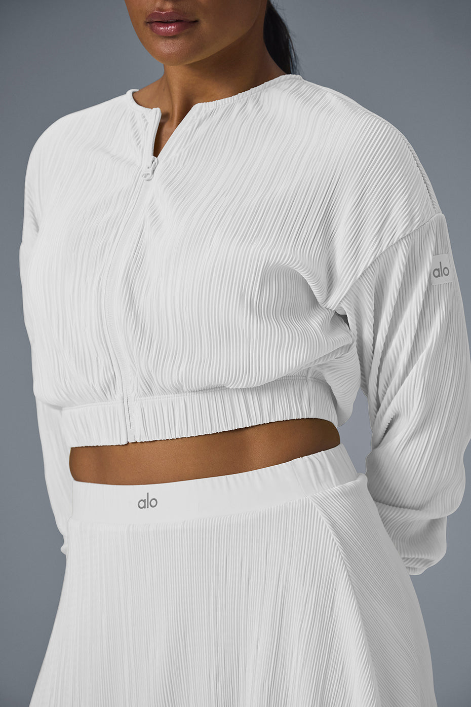 Cropped Micro Plisse Jacket White - Image 3