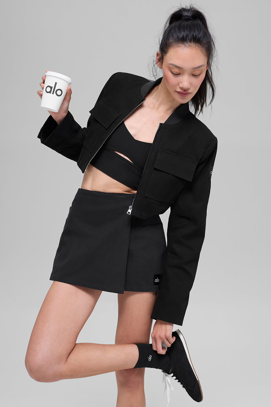 Cropped Main Character Jacket Black - Image 6