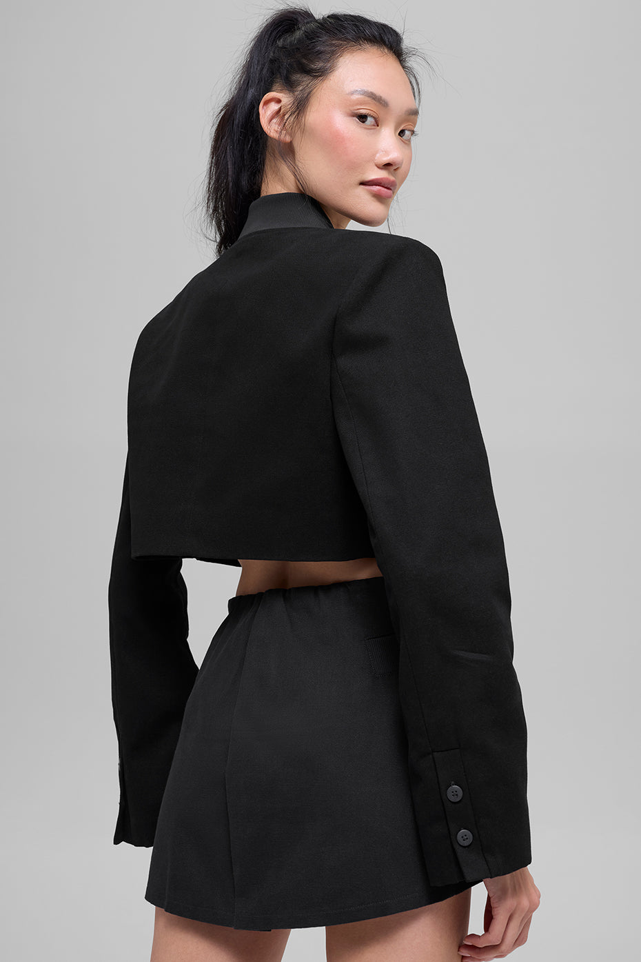 Cropped Main Character Jacket Black - Image 4