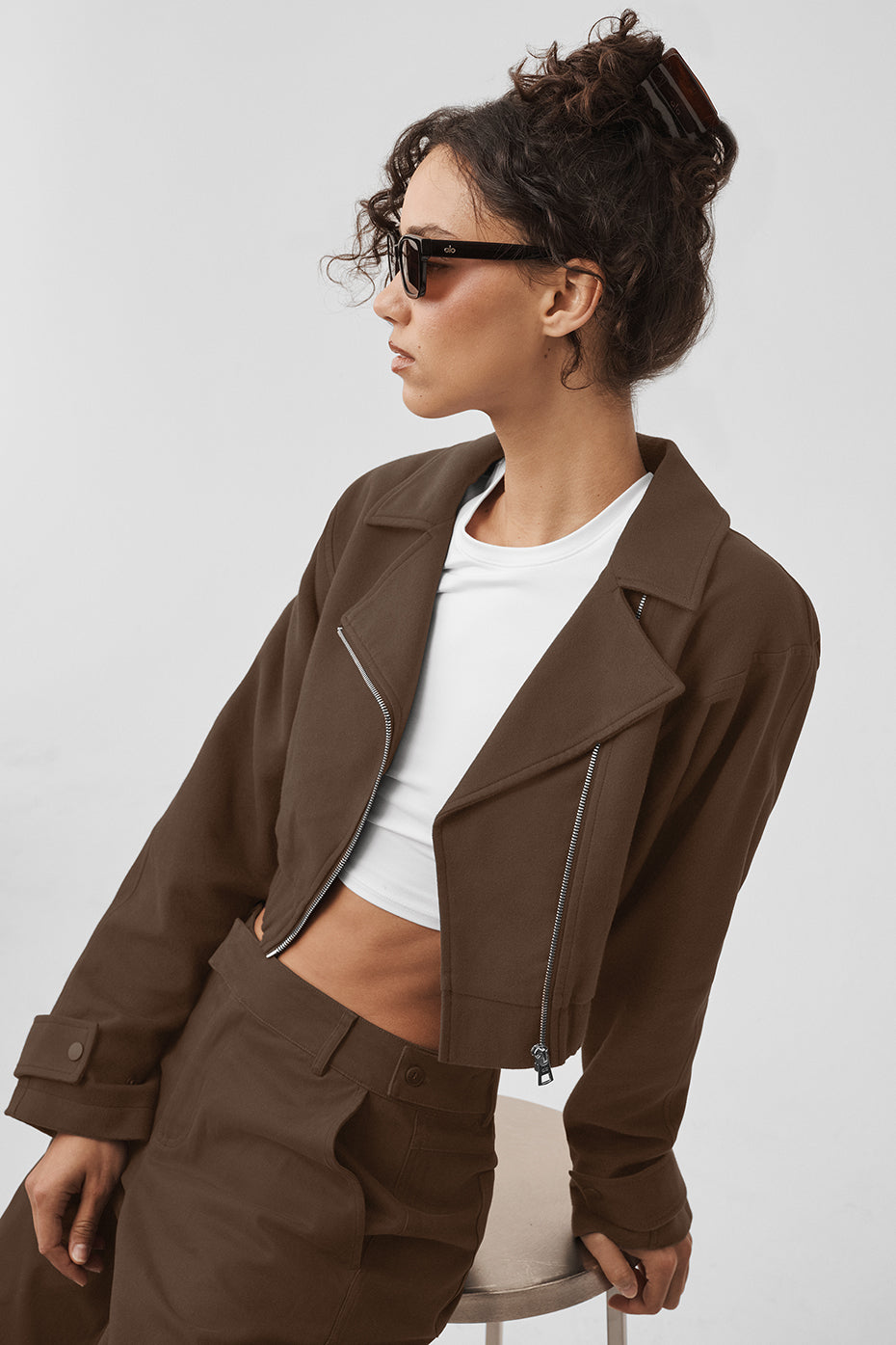 Cropped Cosmopolitan Jacket Espresso - Image 4