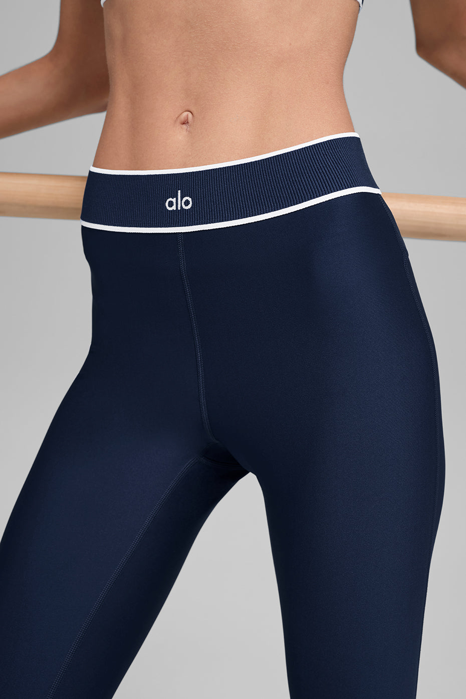 Airlift High Waist Alignment Legging Navy/White - Image 3