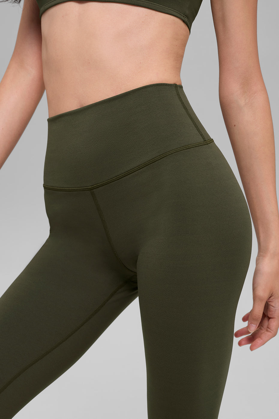 ALO Softsculpt High Waist Legging Green Olive - Image 3