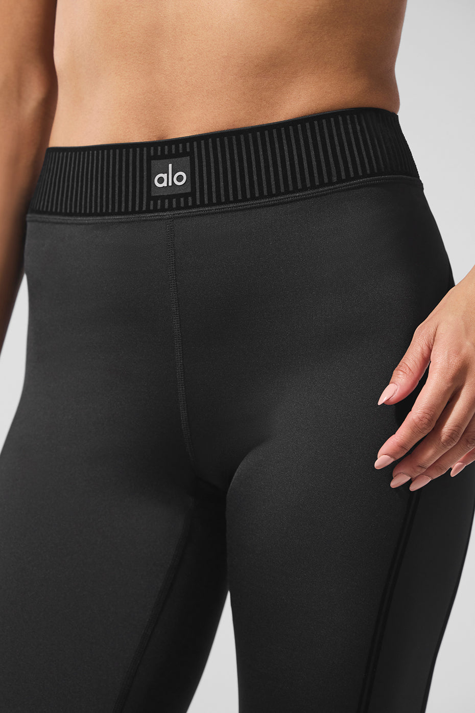 Airlift High Waist Line Up Capri Black - Image 4