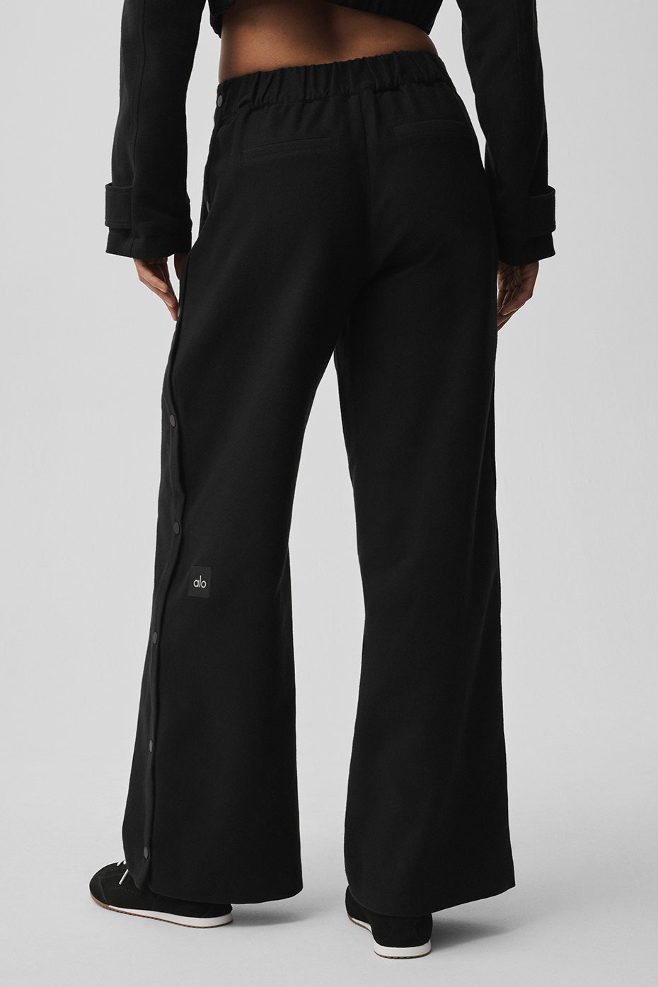 Mid Rise Cosmopolitan Snap Pant Black - Image 4