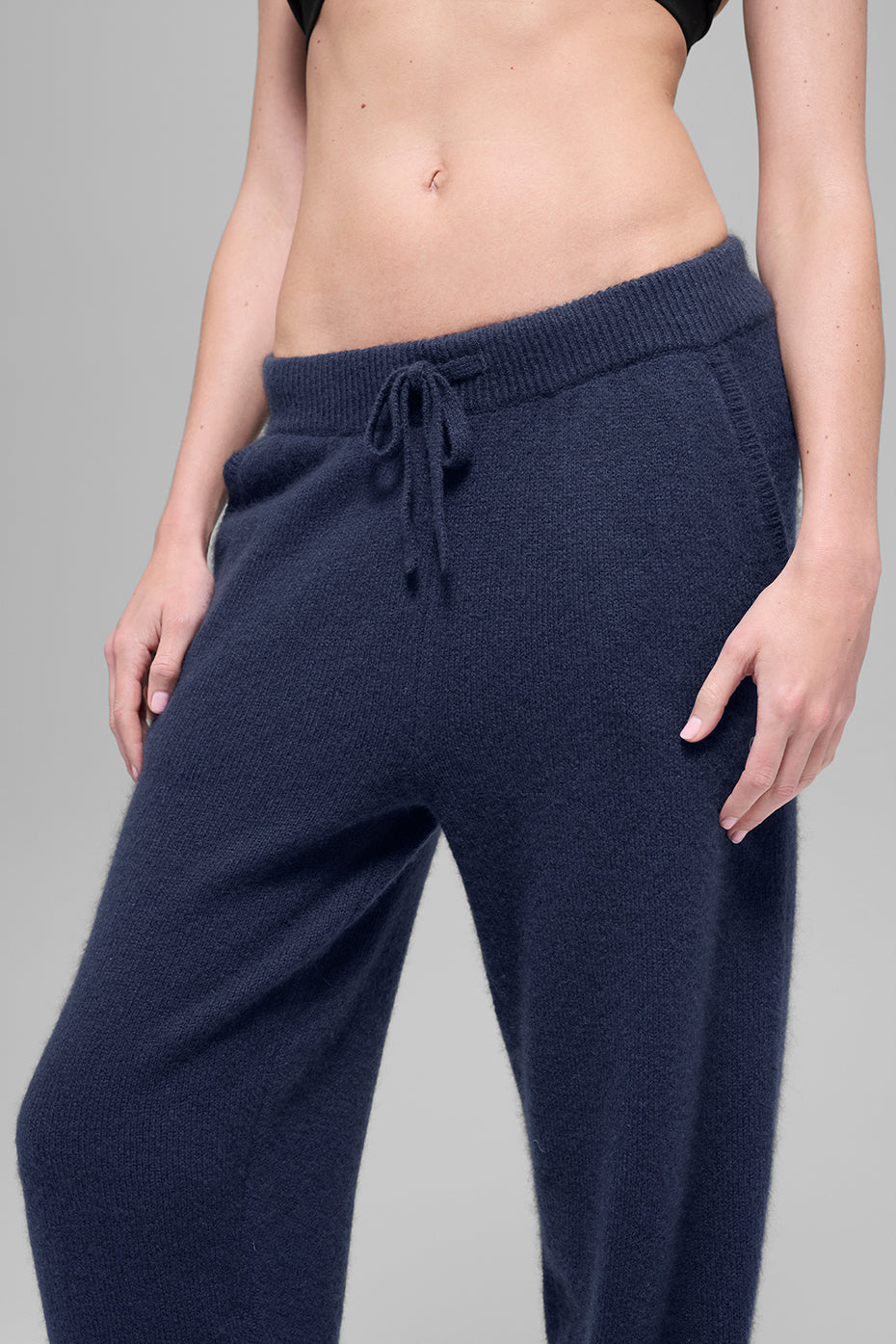 Wool Cashmere High Waist New Class Jogger Navy - Image 3